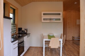 Comfort Bungalow, 2 Bedrooms, Accessible, Garden View | In-room dining - Gesthús Selfoss (Selfoss)