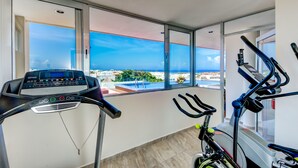 Ảnh chưa phân loại, 2 trong số 21 ảnh, nút