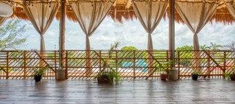 Nílu Cancun Downtown by Selina