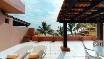 Royal | Terraza o patio