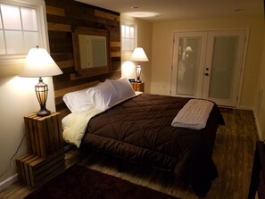 2 habitaciones, tabla de planchar con plancha, wifi y ropa de cama 