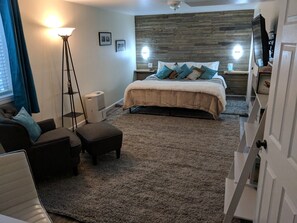 2 habitaciones, tabla de planchar con plancha, wifi y ropa de cama 