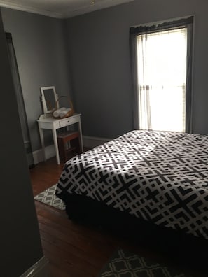4 bedrooms, iron/ironing board, WiFi, bed sheets - The Highland House in Wellsboro, Pa (Wellsboro)