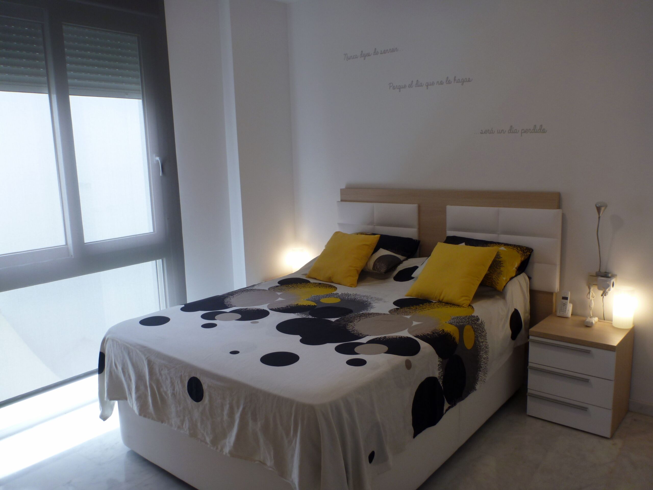 2 bedrooms, desk, iron/ironing board, travel cot