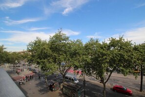 Parkplätze auf dem Gelände