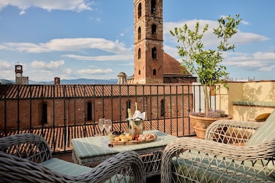 Bella Vista Terrazza - Luxury Apartment in Lucca