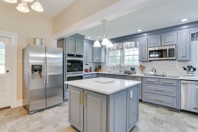 Experience the Best of Mathews Riverfront Living here at Mariner's Legacy!