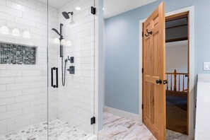 Hair dryer, towels - Outpost: Teton Pines 3459 (Wilson)