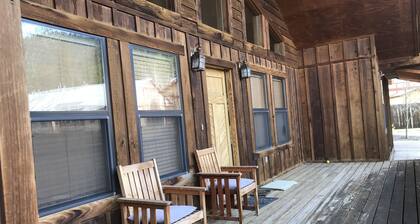 Wunderschöne Bergheim in der Nähe der Innenstadt Red River