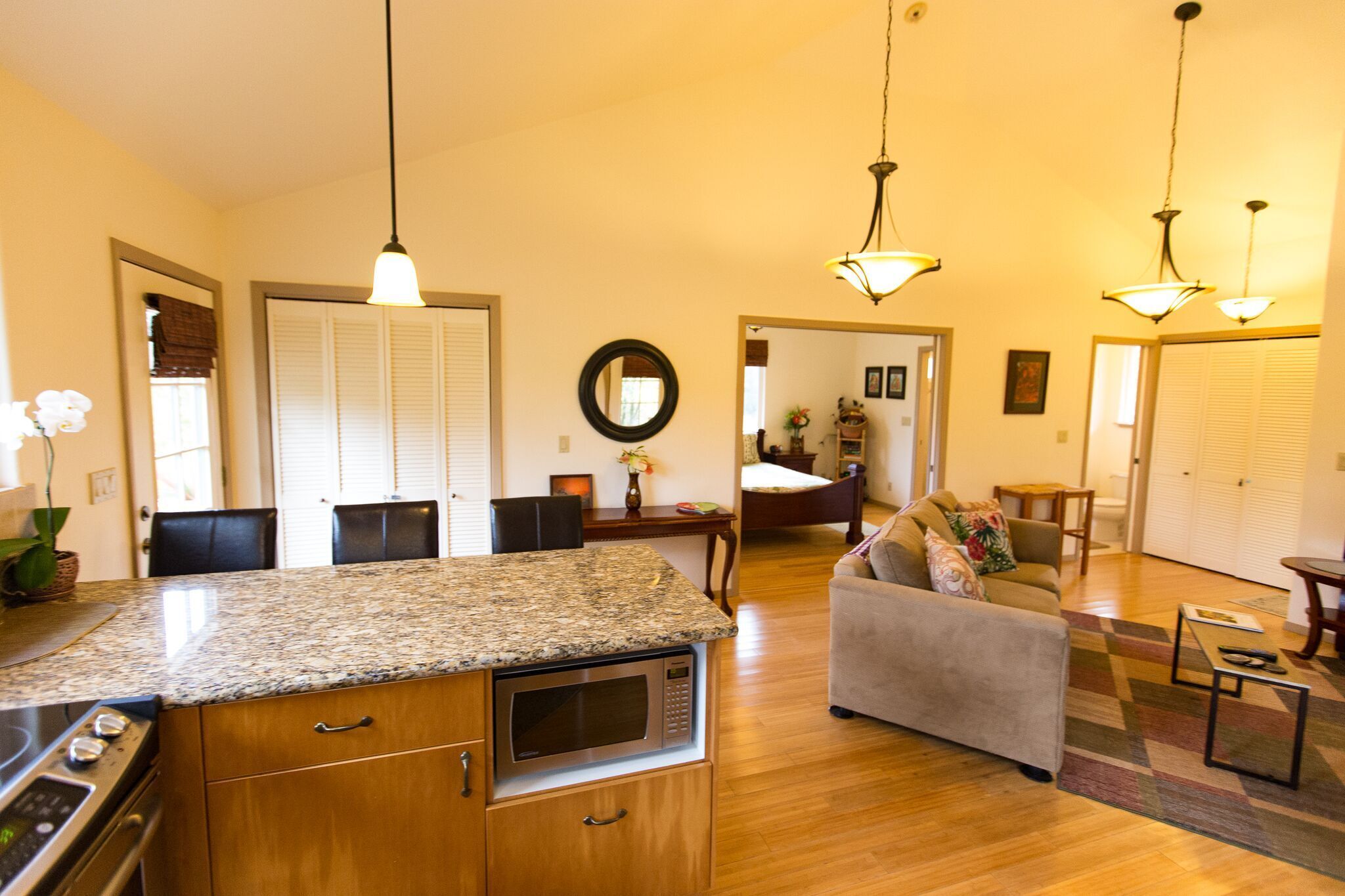 Romantic Rainforest Retreat near Hawaii Volcanoes National Park
