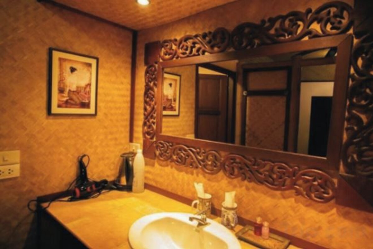 Bathroom | Shower, rainfall showerhead, free toiletries, hair dryer