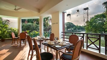 2 restaurants, internationale gerechten