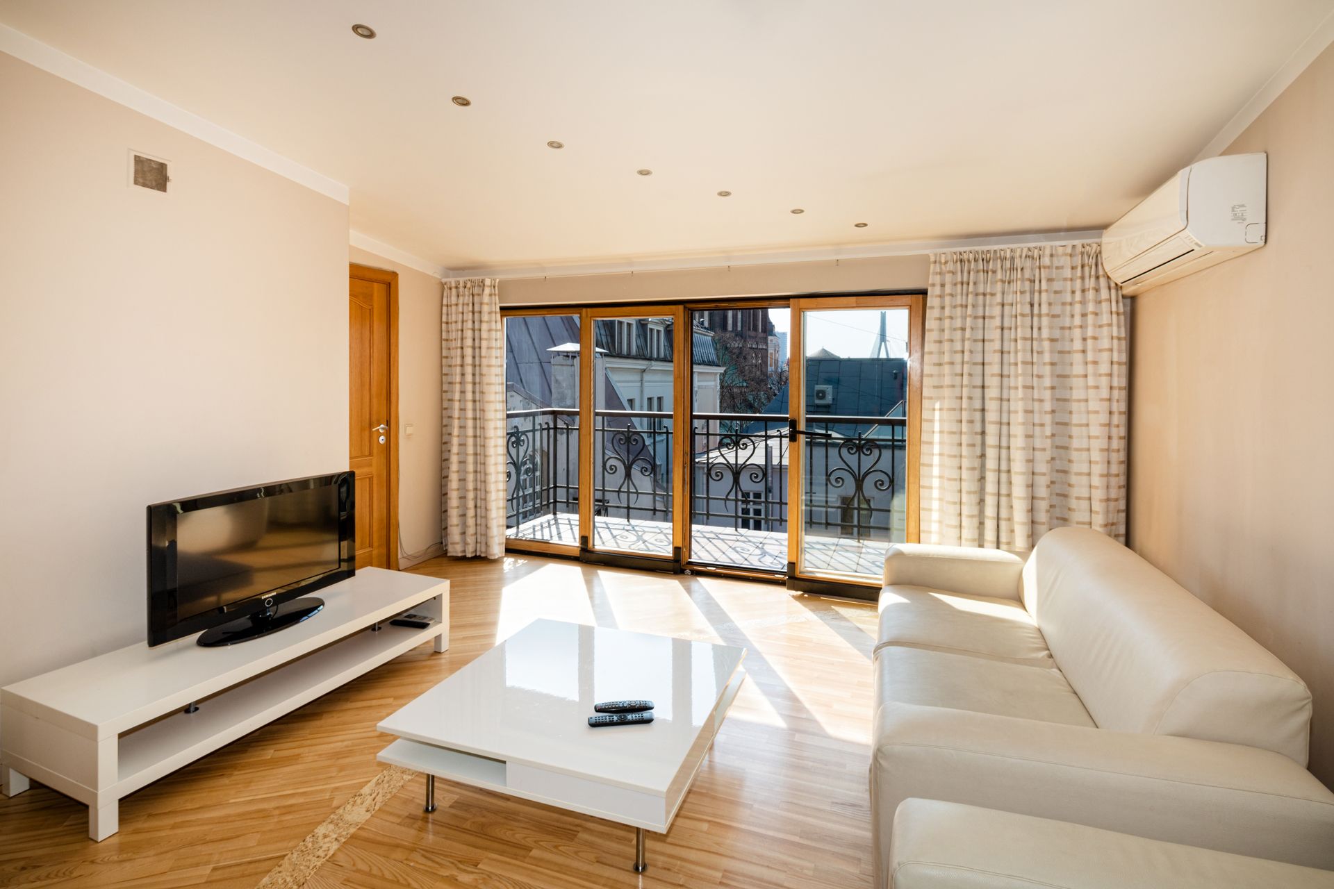 Family Apartment, 2 Bedrooms, Terrace, City View | Soundproofing, iron/ironing board, free WiFi, bed sheets