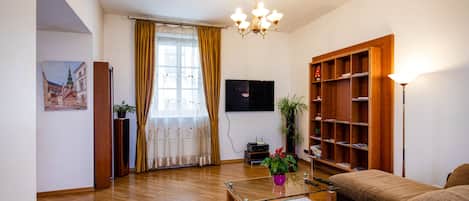 Old Riga Two Level Apartment with river view (Address: Palasta street 9) | 防音設備、アイロン / アイロン台、WiFi (無料)、ベッドシーツ