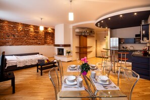 Soundproofing, iron/ironing board, free WiFi, bed sheets - Old Riga Apartments (Riga)