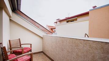 Old Riga Kaleju Loft Apartment (Address: Kalēju street14/16) | Terrace/patio