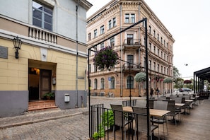 Old Riga Quiet Apartment with parking (Address: Miesnieku street 14) | 隔音、熨斗/熨衫板、免費 Wi-Fi、床單
