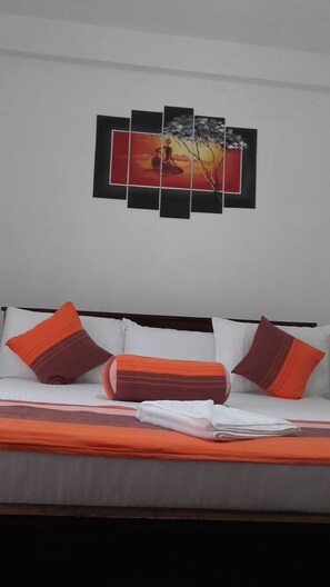 Basic Double Room, 2 Bedrooms