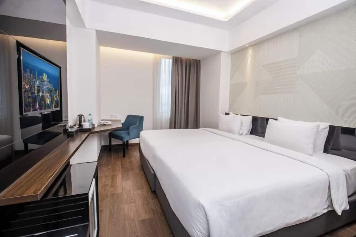 Minibar, Zimmersafe, Verdunkelungsvorhänge, kostenloses WLAN