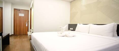 Minibar, caja de seguridad en la habitación y cortinas blackout