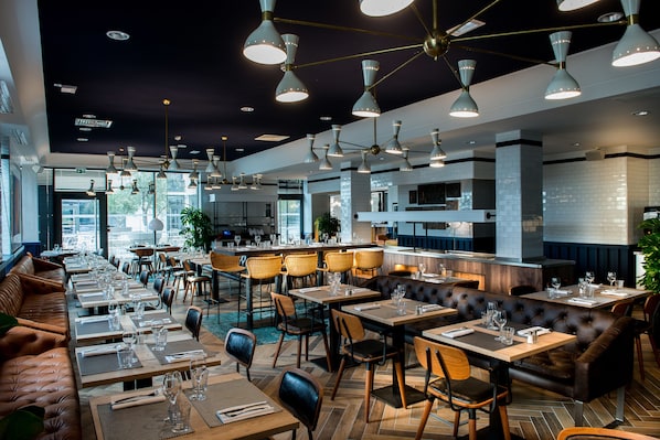 Breakfast, lunch and dinner served