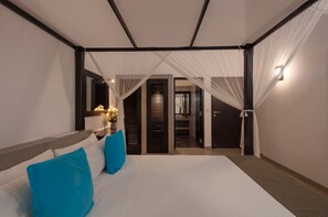 3 slaapkamers, een kluis op de kamer, een bureau