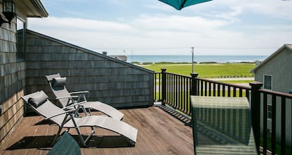 3BR Beach Home , Ocean Views, 2 Min Walk to Scarborough Beach