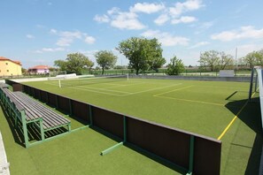 Tennis court