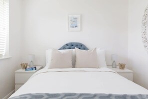5 bedrooms, iron/ironing board, travel crib, free WiFi