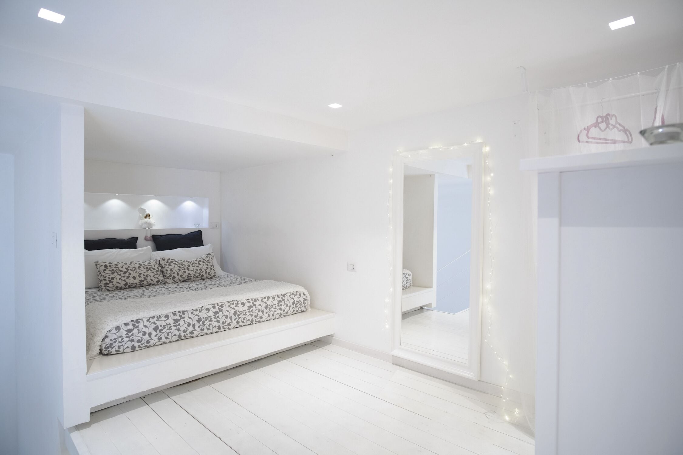 1 soverom, strykejern/-brett, wi-fi (inkludert) og sengetøy