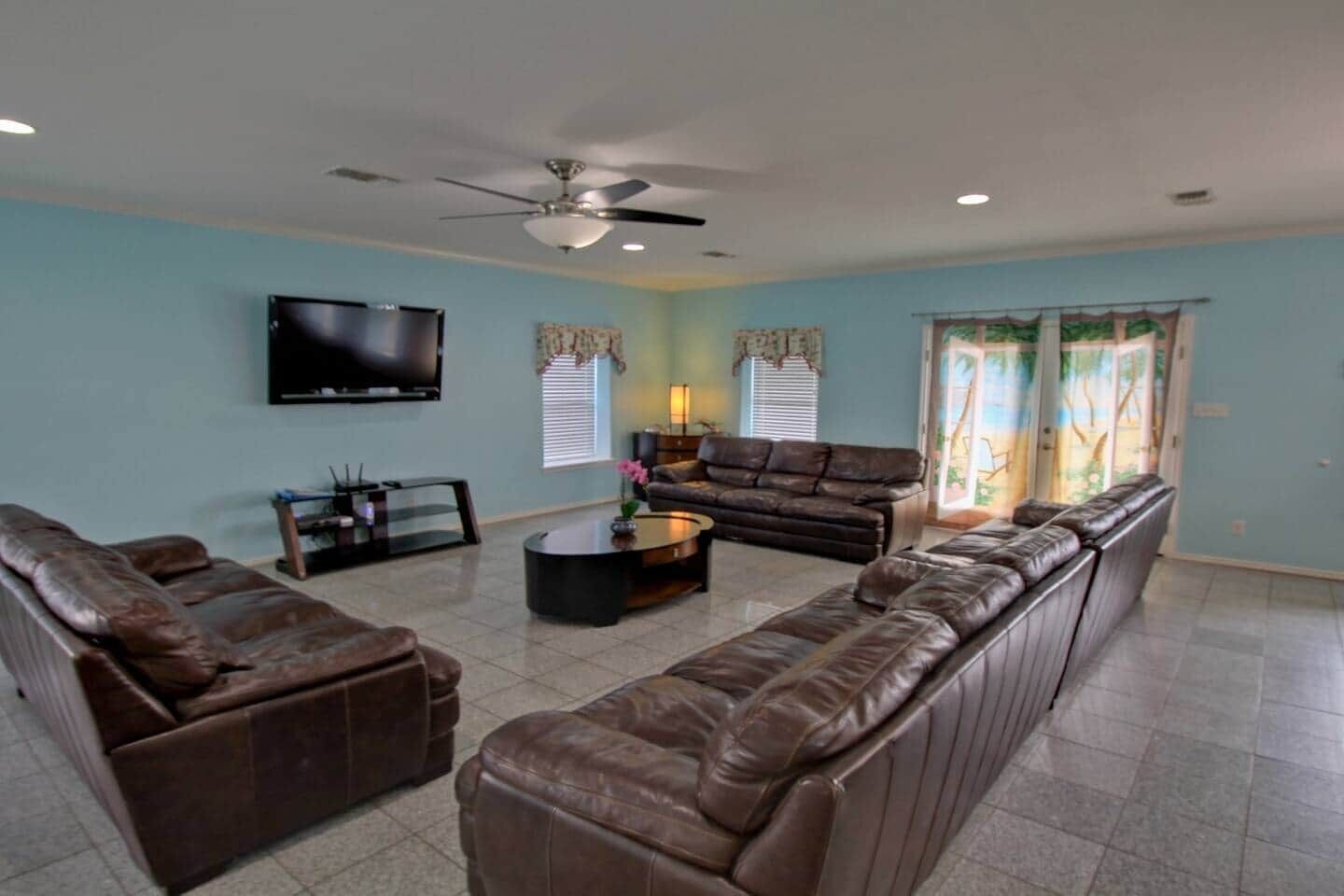 10%off,ev Charger,200' To Beach,south Padre Island - South Padre Island