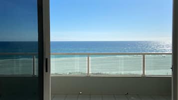 Beach/ocean view