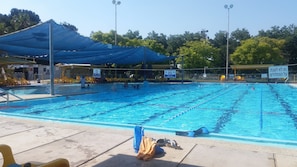Piscina stagionale all'aperto