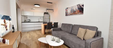 Premium Apartment, 1 Double Bed with Sofa bed, Lake View, Beachfront | Living area