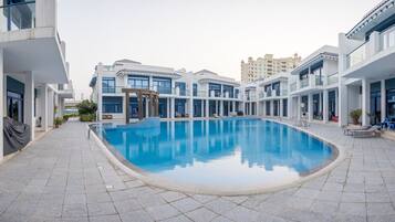 Outdoor pool, pool loungers