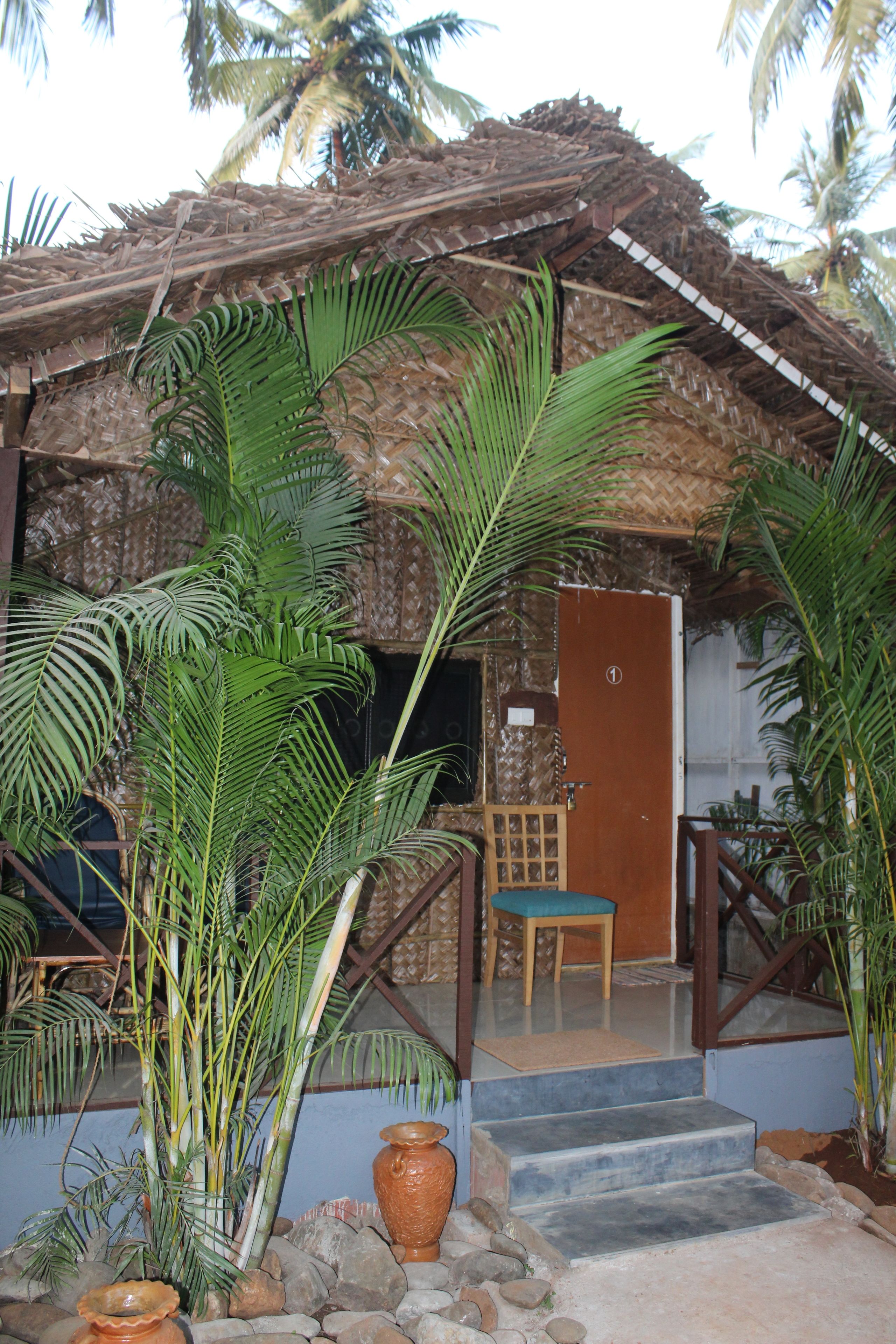 deluxe cottage, 1 bedroom, smoking, garden view | balcony view