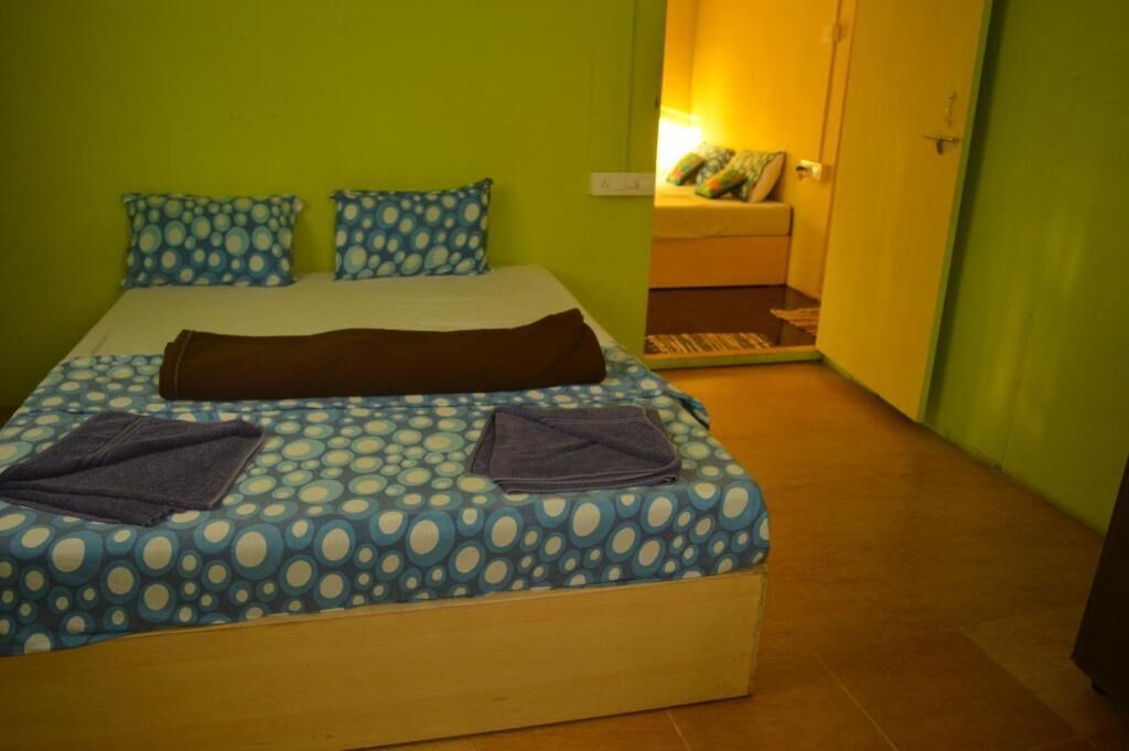 soundproofing, rollaway beds, free wifi