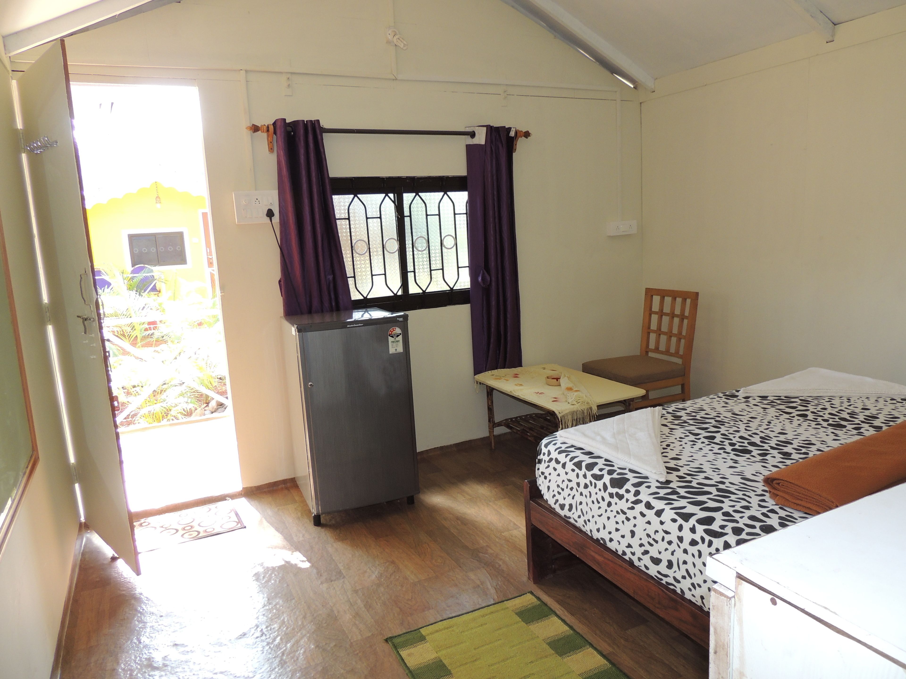 deluxe cottage, 1 bedroom, smoking, garden view | soundproofing, rollaway beds, free wifi