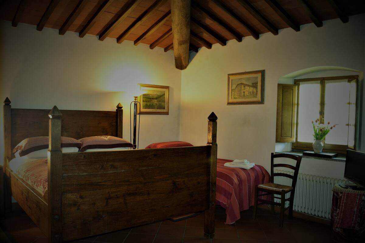 Studio | Premium bedding, soundproofing, iron/ironing board, free WiFi