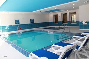 Indoor pool - Four Points by Sheraton Grande Prairie (Grande Prairie)