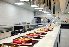 Daily continental breakfast (KRW 37000 per person)