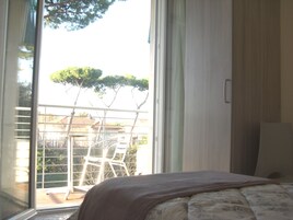 Single room, Private Bathroom and Balcony | Balcony view