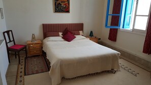 Comfort Apartment | 1 bedroom, blackout drapes, iron/ironing board, free cribs/infant beds - Maison coquette Sidi Bou Said (Sidi Bou Said)