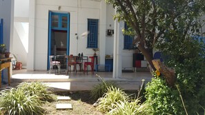 Apartemen Comfort | Teras/patio