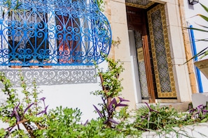 EntrĂ©e de lâhĂ©bergement