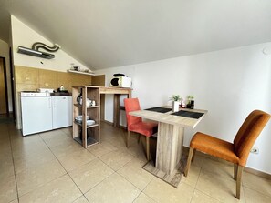 Studio Suite | Dining room - Apartments Lira (Zupa dubrovacka)