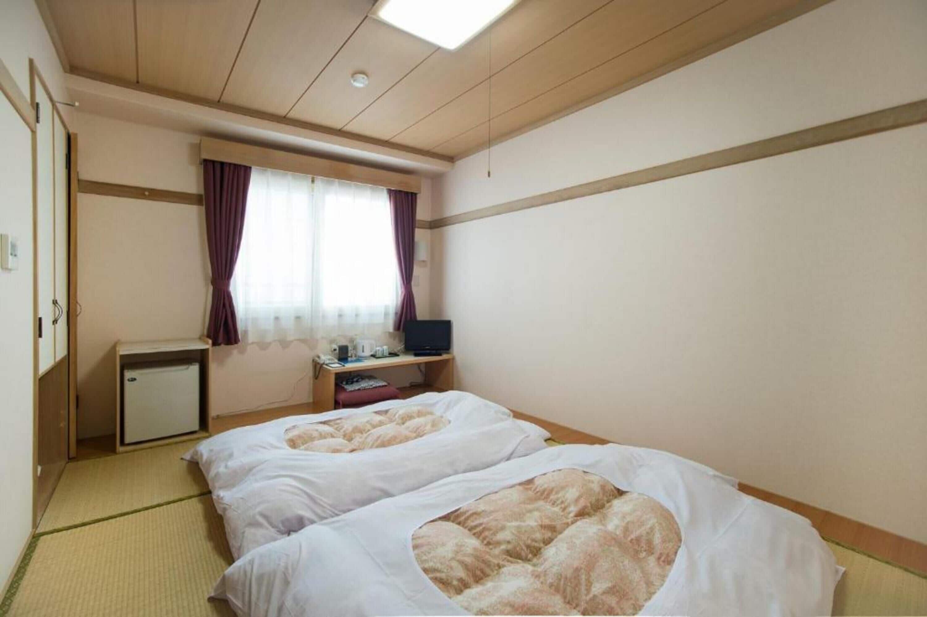 japanese style room, non smoking | desk, free wifi, bed sheets
