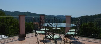 LEVANTE PANORAMIC VIEW AMONG THE HILLS ABOVE SESTRI 