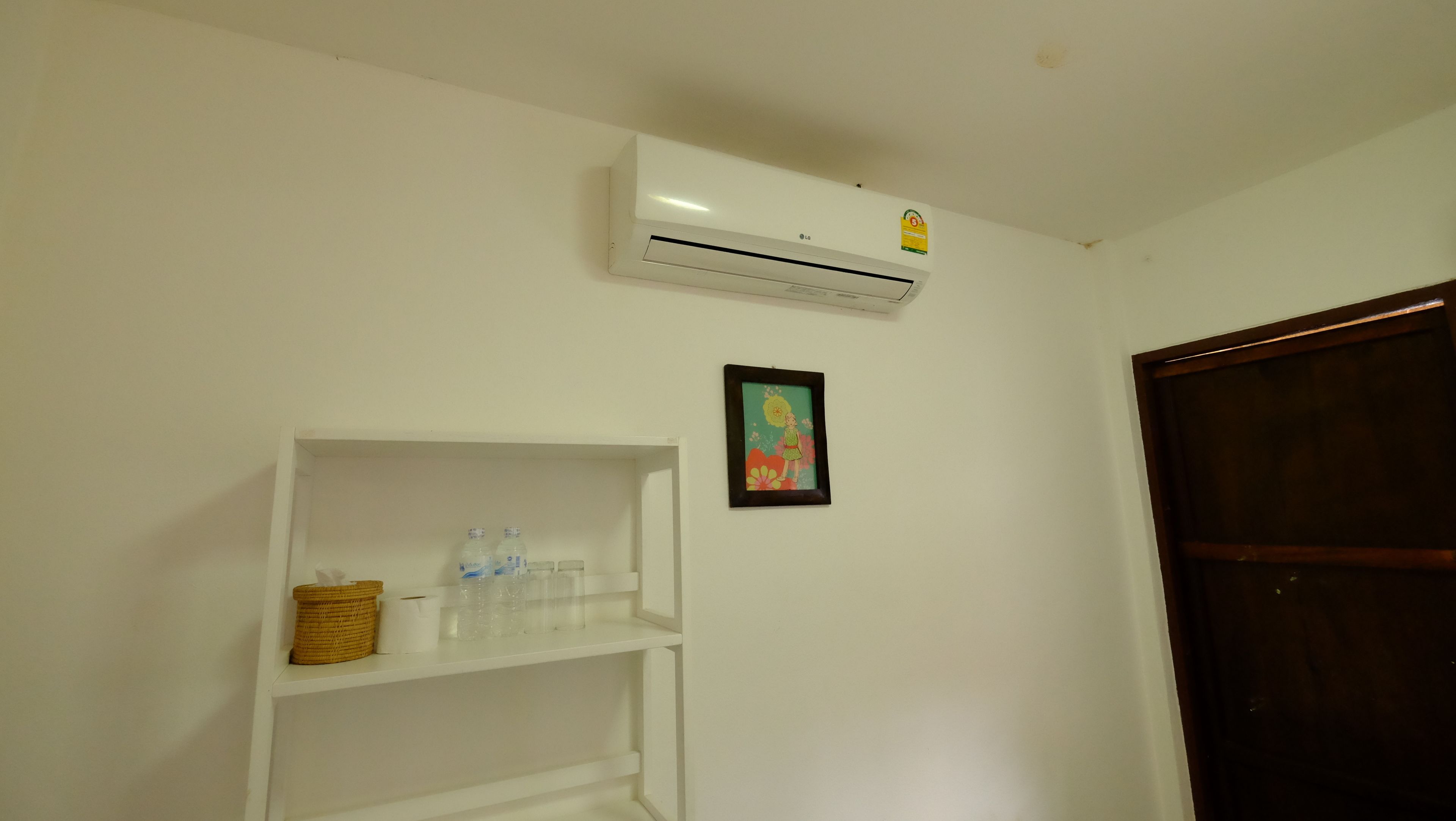 Air-con Room | 客房設施服務