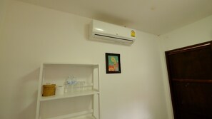 Air-con Room | Room amenity - (Ko Lanta)